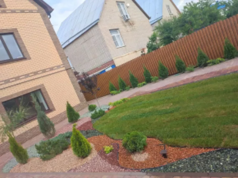 Благоустройство двора под ключ